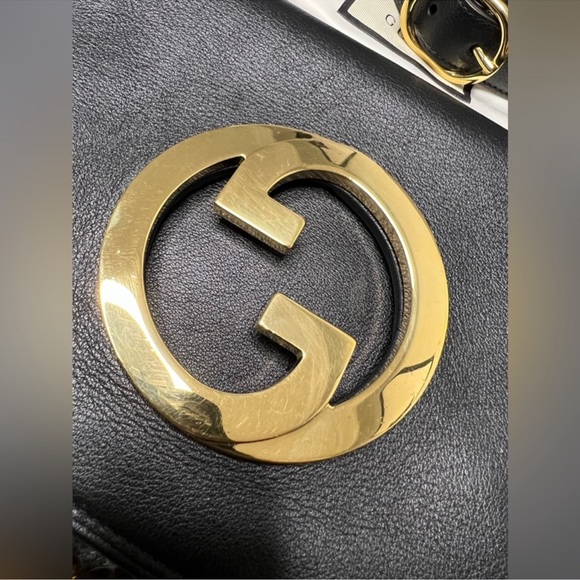 GUCCI BLONDIE leather bag with GG chain - Picture 6 of 10